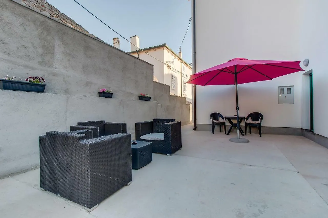 Apartman Leon & Rent A Quad Mali Losinj Apartment
